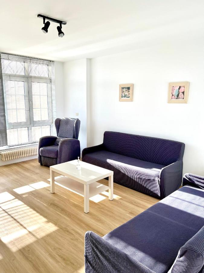 Pension Maruja * Hotel O Pedrouzo Eksteriør billede
